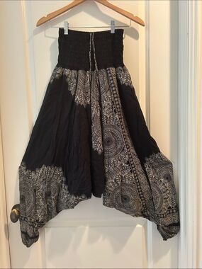 Bangkok Harem PullOn Pants Smocked Waist Black White Mandala Print Rayon size OS